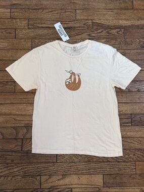 Urban Outfitters Cream Sloth Graphic Tee NEW W/TAGS RARE SOLD OUT